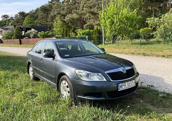 samochody osobowe Skoda Octavia cena 21900 przebieg: 114000, rok produkcji 2009 z Piastów